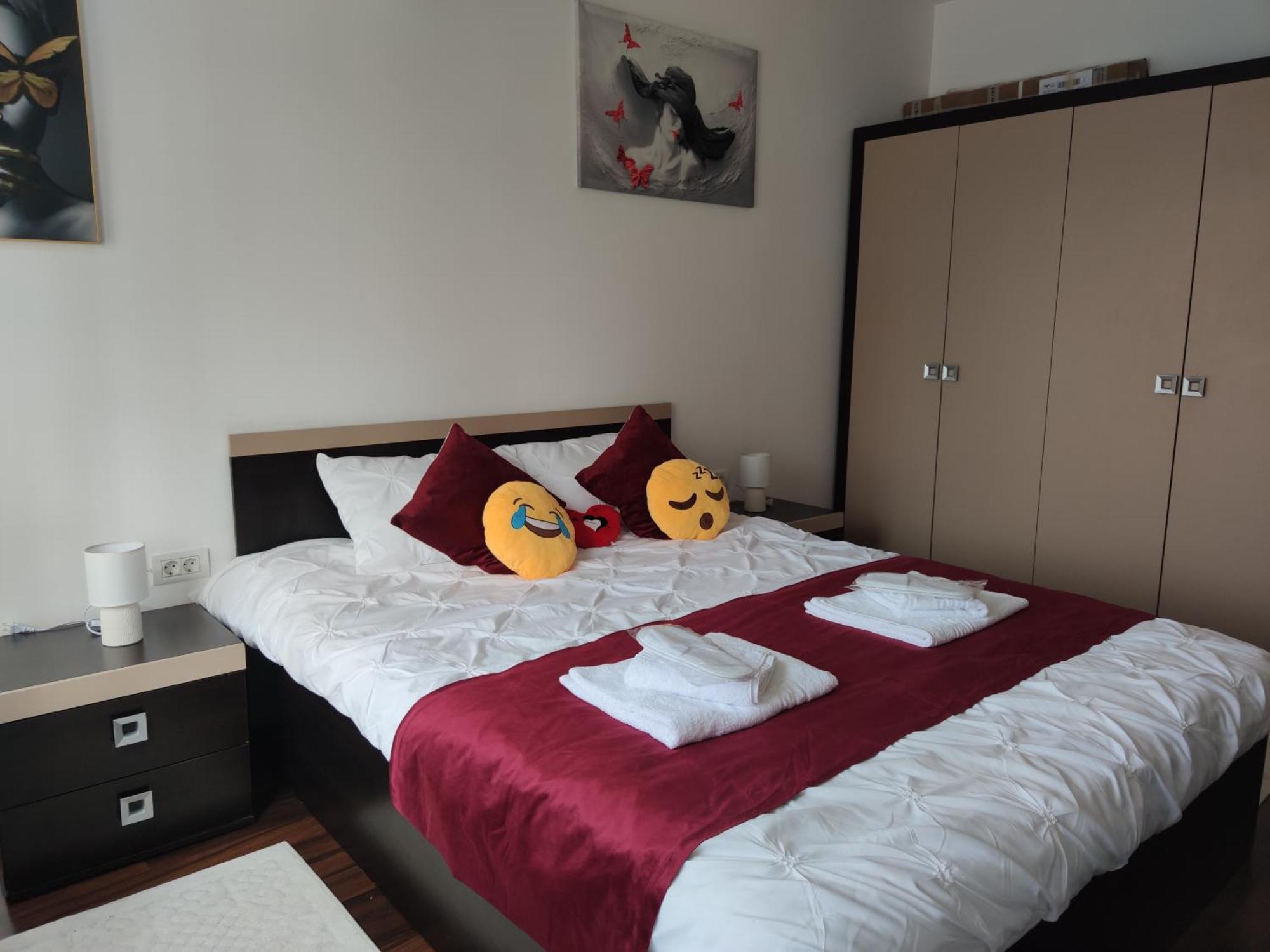 Apartamento Cozy Magic House - Unirii Square Bucarest Exterior foto