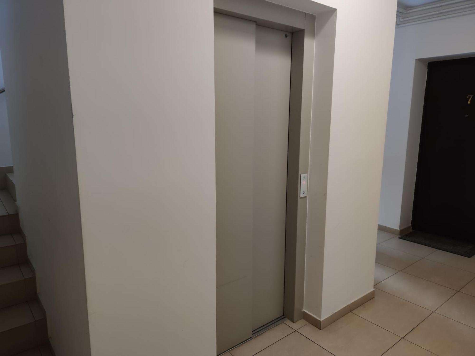 Apartamento Cozy Magic House - Unirii Square Bucarest Exterior foto